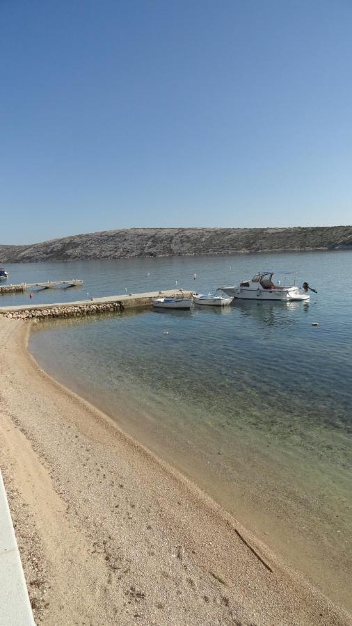 مبيت وإفطار Barbat na Rabu Haus Lupic المظهر الخارجي الصورة